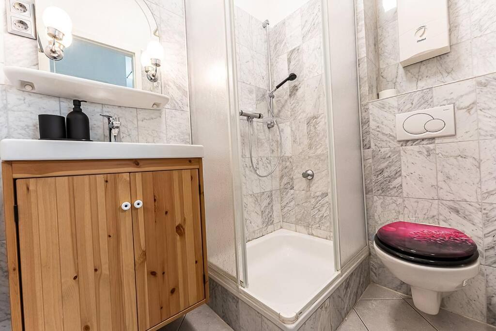 Apartmán Loft Mit Billard-Tisch Und Ps4 Wuppertal Exteriér fotografie