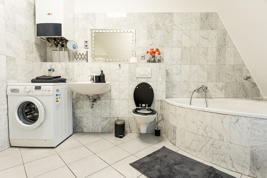 Apartmán Loft Mit Billard-Tisch Und Ps4 Wuppertal Exteriér fotografie